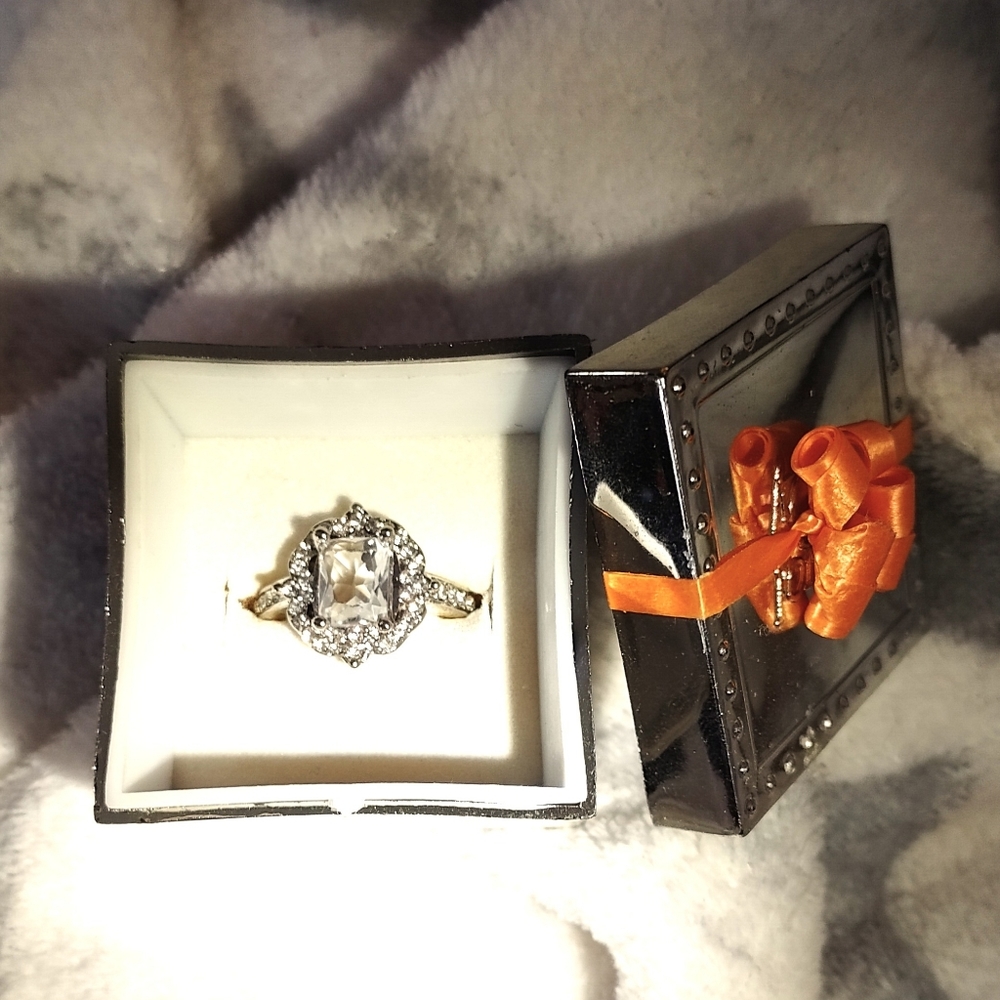 Engagement Wedding Ring with Gift Box